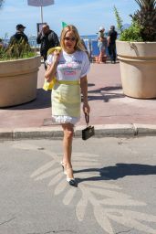 Chloe Sevigny on the Croisette in Cannes 05/16/2019