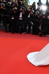 Dakota Fanning – “Once Upon a Time in Hollywood” Red Carpet at Cannes Film Festival