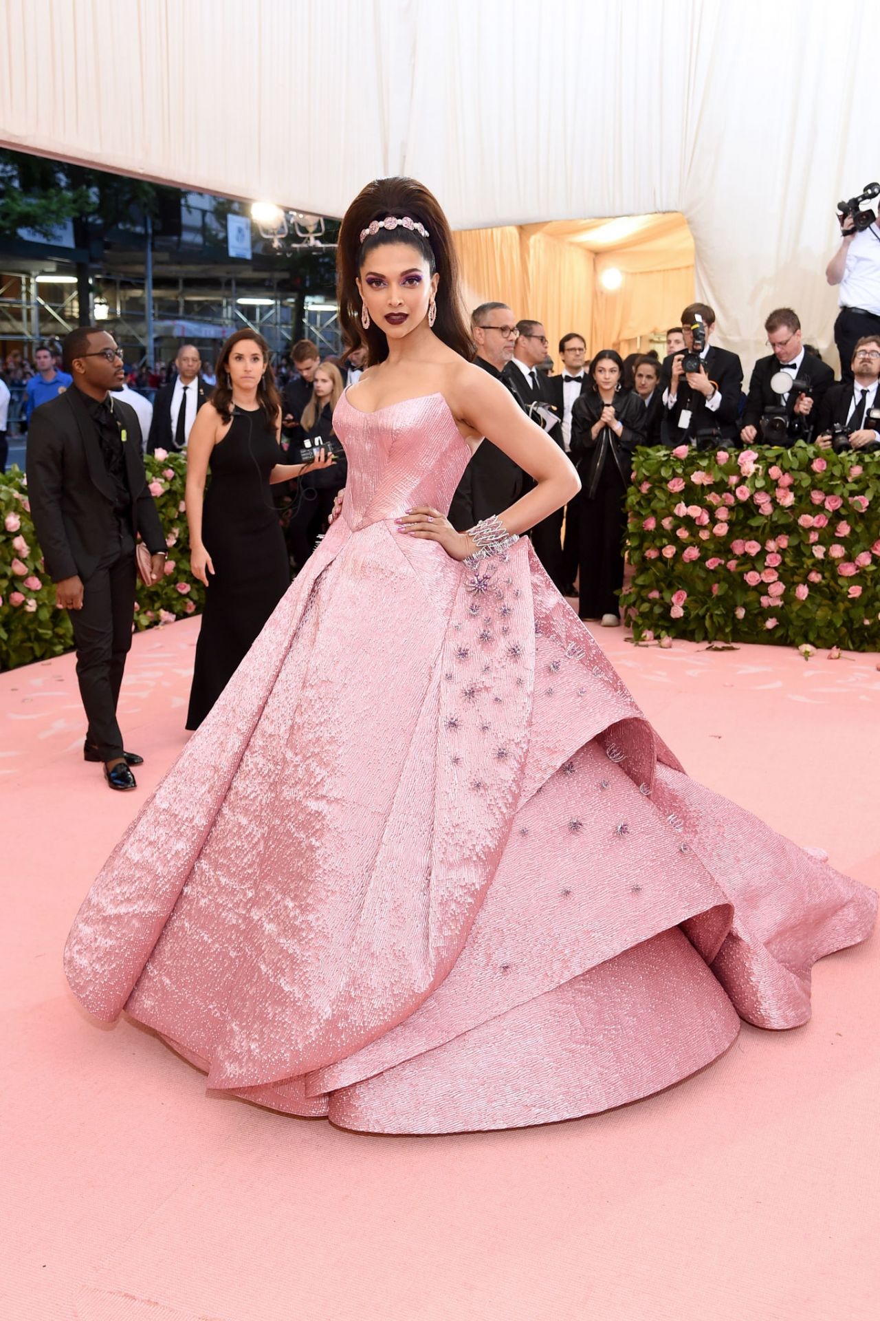 Deepika Padukone 2019 Met Gala • CelebMafia