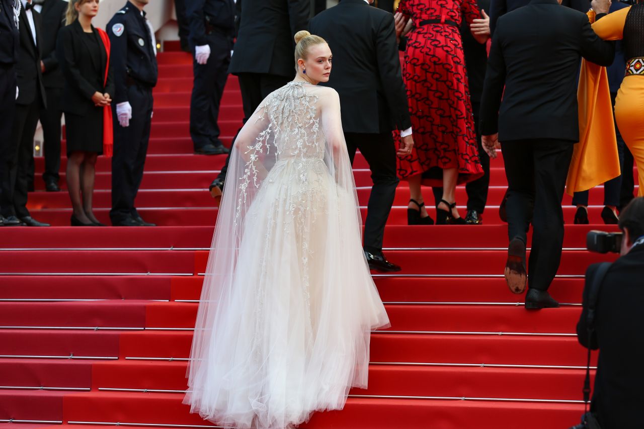 Elle Fanning – 72nd Cannes Film Festival Closing Ceremony 05/25/2019