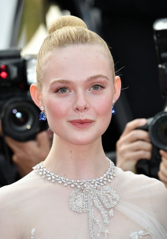 Elle Fanning – 72nd Cannes Film Festival Closing Ceremony 05/25/2019 ...