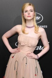 Elle Fanning – Official Trophée Chopard Dinner Photocall in Cannes 05/20/2019