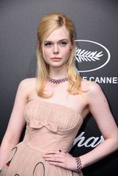 Elle Fanning – Official Trophée Chopard Dinner Photocall in Cannes 05/20/2019