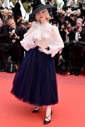 Elle Fanning - "Once Upon a Time in Hollywood" Red Carpet at Cannes Film Festival