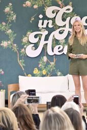 Gwyneth Paltrow – Goop Health Summit in LA 05/18/2019