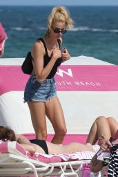 Hailey Clauson in Deenim Shorts - Beach in Miami 05/09/2019