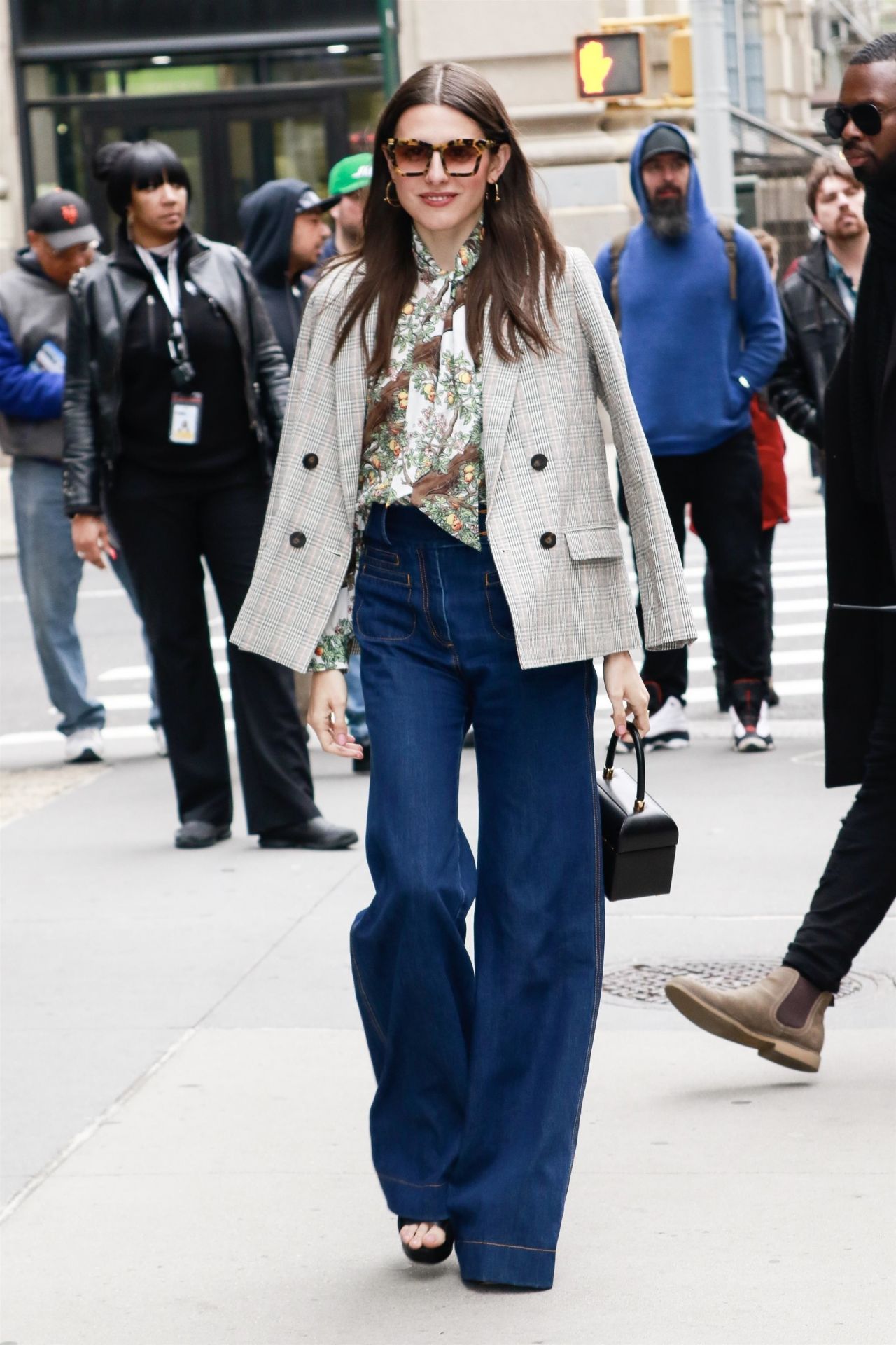 Hannah Murray and Marianne Rendon - Arrive at BUILD Series in NYC 05/01