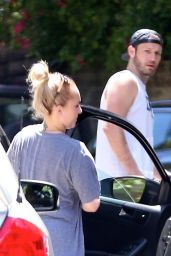 Hayden Panettiere at a Gas Station in LA 05/16/2019