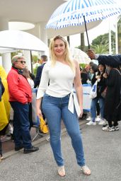 Iskra Lawrence on the Croisette in Cannes 05/19/2019