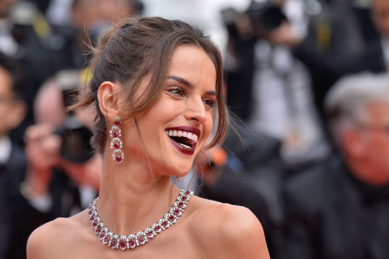 Izabel Goulart – “Oh Mercy!” Red Carpet at Cannes Film Festival ...