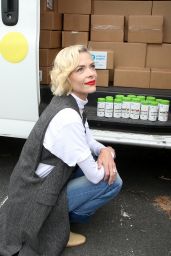 Jaime King - Teams Up With Rainbow Light and Vitamin Angels To Help Women in Need in LA 04/30/2019