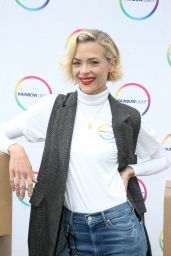 Jaime King - Teams Up With Rainbow Light and Vitamin Angels To Help Women in Need in LA 04/30/2019