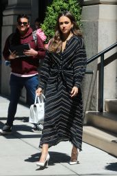 Jessica Alba - Outside Buzzfeed in New York 05/15/2019