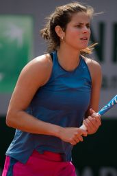Julia Görges – Practises During the Roland Garros in Paris 05/24/2019