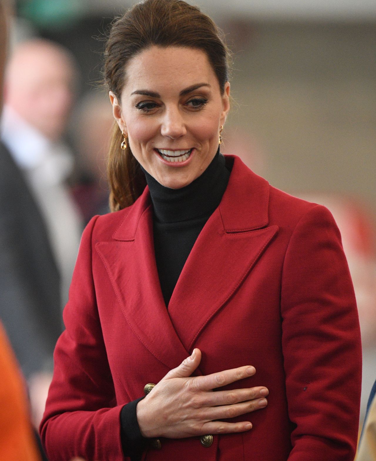 Kate Middleton - Caernarfon Coastguard Search and Rescue Helicopter ...