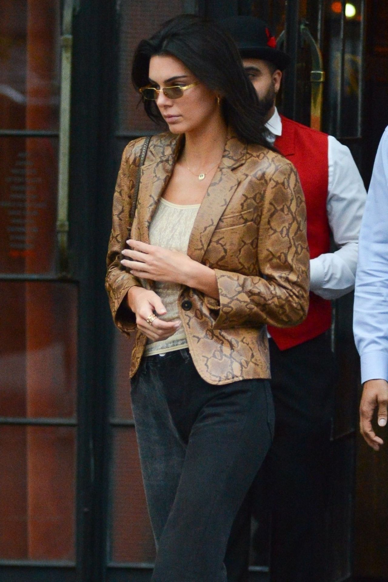 Kendall Jenner Leaving Bowery Hotel In New York 05092019 • Celebmafia