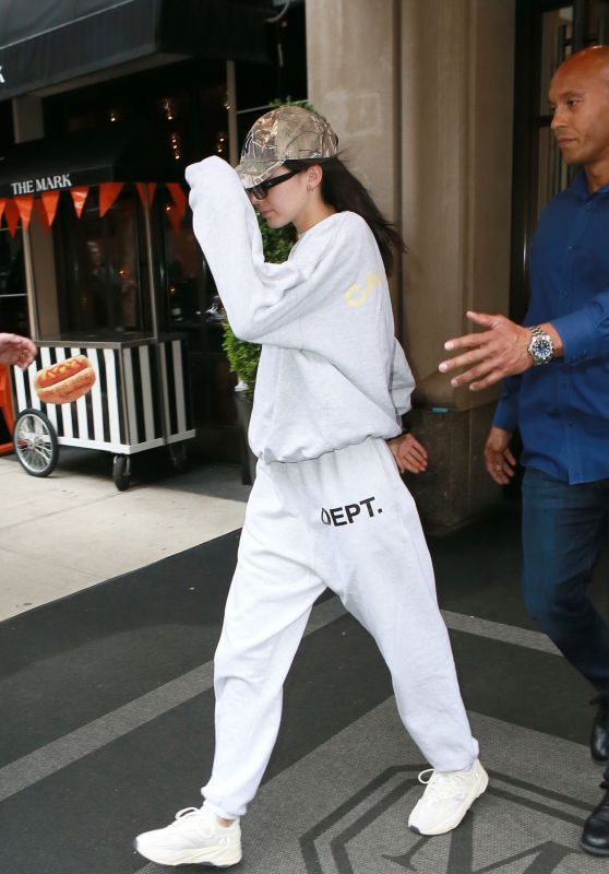 Kendall Jenner - Steps Out of the Mark Hotel in New York 05/03/2019