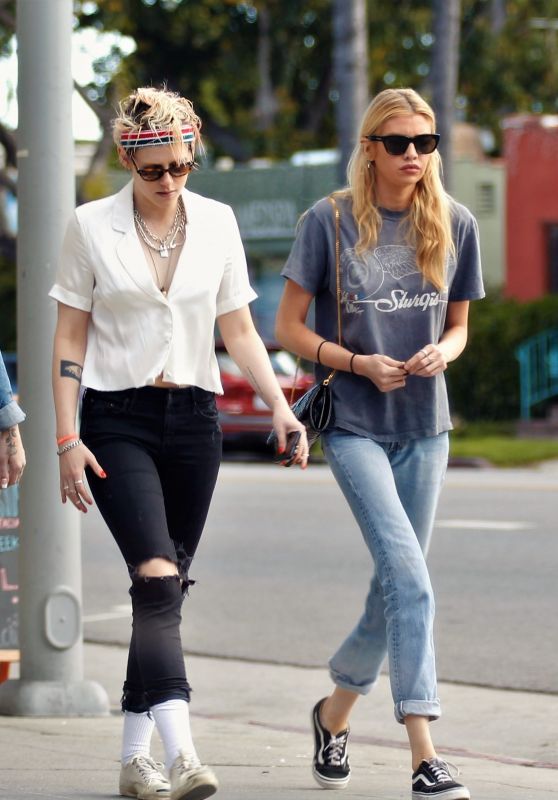Kristen Stewart and Stella Maxwell - Out in Los Feliz 05/20/2019
