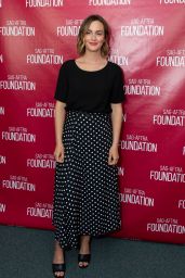 Leighton Meester - SAG-AFTRA Foundation Conversations with "Single Parents" in LA