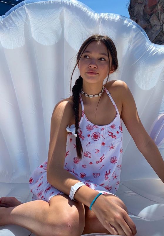 Lily Chee - Personal Pics 05/16/2019
