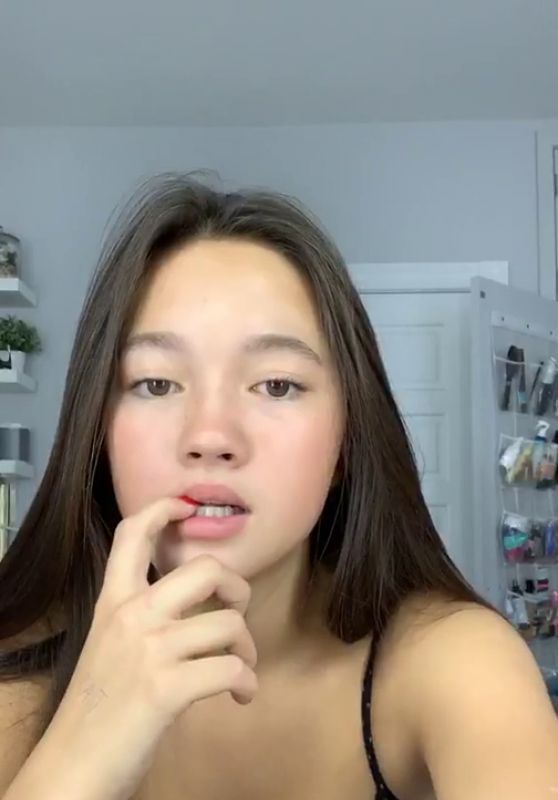 Lily Chee - Social Media Pics and Videos 05/30/2019