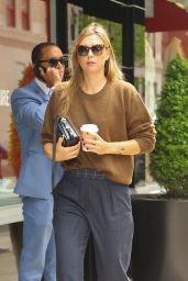 Maria Sharapova Street Style - New York City 05/07/2019