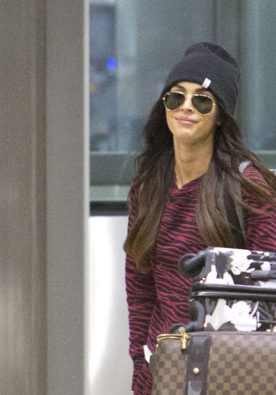 Megan Fox - Arrives in Toronto 05/22/2019