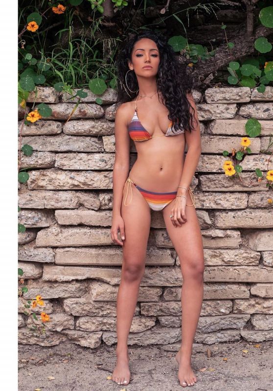 Melanie Iglesias in Bikini - Personal Pics 05/31/2019