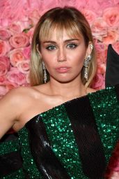 Miley Cyrus – 2019 Met Gala