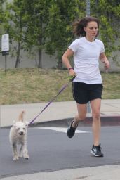 Natalie Portman - Takes Her Dog Out for a Run in Los Angeles 05/14/2019
