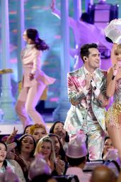 Taylor Swift Performs at the 2019 Billboard Music Awards