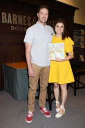 Tiffani Thiessen - Promoting Her Book "You