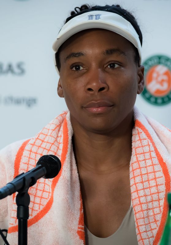 Venus Williams Talks to the Press – Roland Garros in Paris 05/26/2019