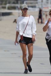 Alessandra Ambrosio - Walking Along the Beach in Santa Monica 06/02/2019