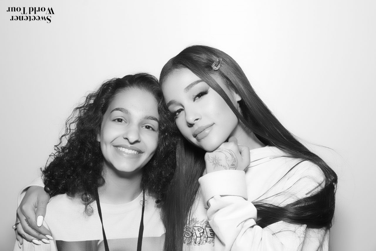 Ariana Grande Sweetener World Tour Meet Greet In Chicago 06 05 2019 Celebmafia