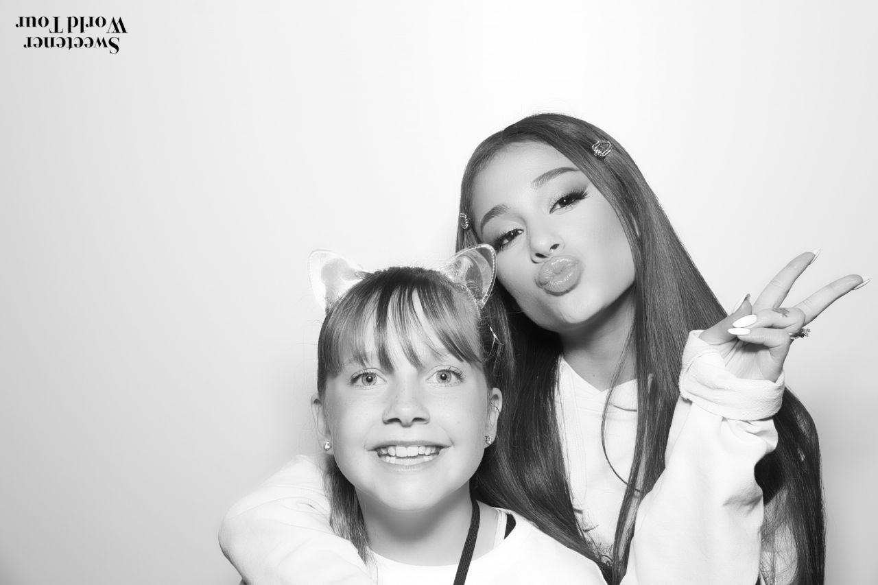 Ariana Grande Sweetener World Tour Meet And Greet In Chicago 06052019 • Celebmafia