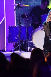 Avril Lavigne – 2019 Radio Disney Music Awards in Studio City