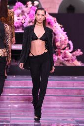 Bella Hadid – Versace Fashion Show S/S 2020 in Milan 06/15/2019