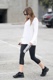 Elizabeth Olsen in Leggings - Leaving the Gym in LA 06/03/2019