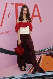 Emily Ratajkowski – 2019 CFDA Fashion Awards in NYC