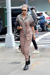 Gigi Hadid - Shows Her Sense of Style in New York 06/10/2019