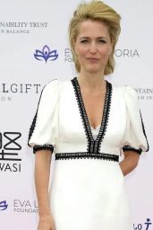 Gillian Anderson – The Royal Windsor Cup Final in Egham 06/23/2019