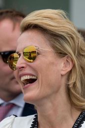 Gillian Anderson – The Royal Windsor Cup Final in Egham 06/23/2019