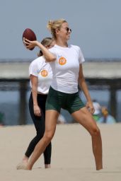 Hailey Clauson - Playing Flag Football on Venice Beach 06/23/2019