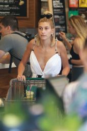 Hailey Rhode Bieber - Shopping at Erewhon Market in Beverly Hills, 06/12/2019