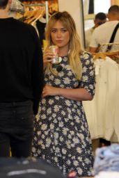 Hilary Duff - Scouts Out Sylvan Learning Center in Sherman Oaks 06/13/2019