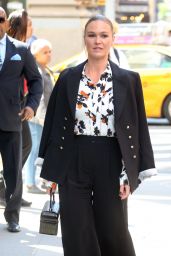 Julia Stiles - Outside the BUILD Series in NYC 06/12/2019