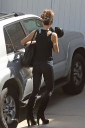 Kate Beckinsale at a Gym in LA 05/30/2019