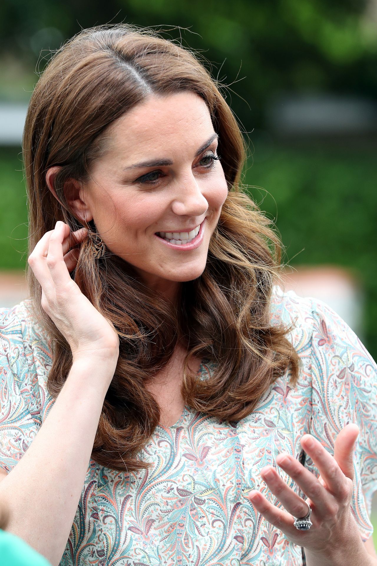 Kate Middleton - Joins a Photography Workshop for Action ...