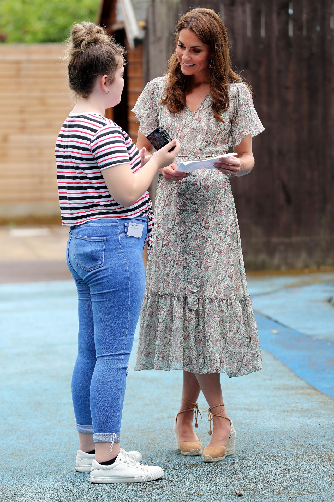 Kate Middleton - Joins a Photography Workshop for Action for Children